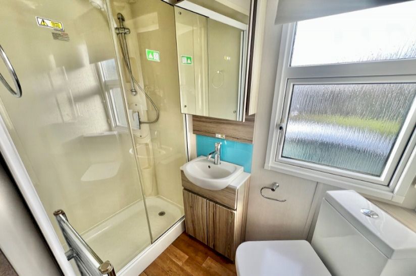 Two Bed Swift Lighthouse (38x12) 2016 Two Bed Swift Lighthouse (38x12) 2016