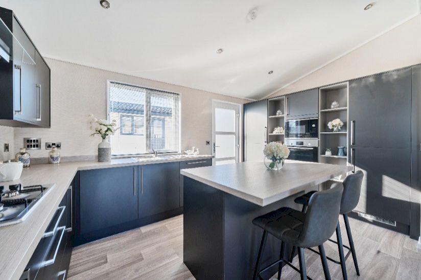 NEW Two Bed Prestige Residence (45x20) NEW Two Bed Prestige Residence (45x20)