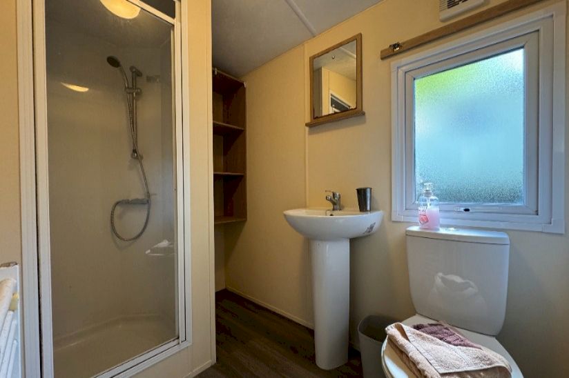 Three Bed Delta Radiant (35x12) 2014 Three Bed Delta Radiant (35x12) 2014