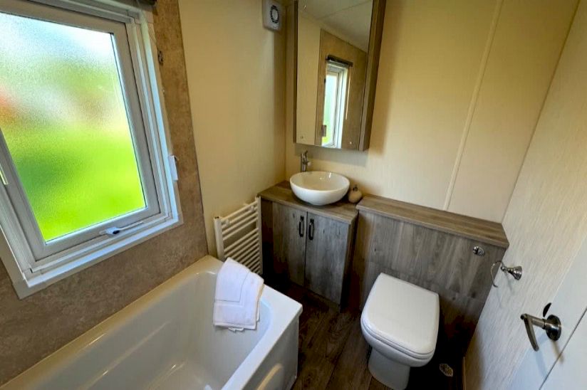NEW Two Bed Delta Superior Lodge (41x14) 2023 NEW Two Bed Delta Superior Lodge (41x14) 2023