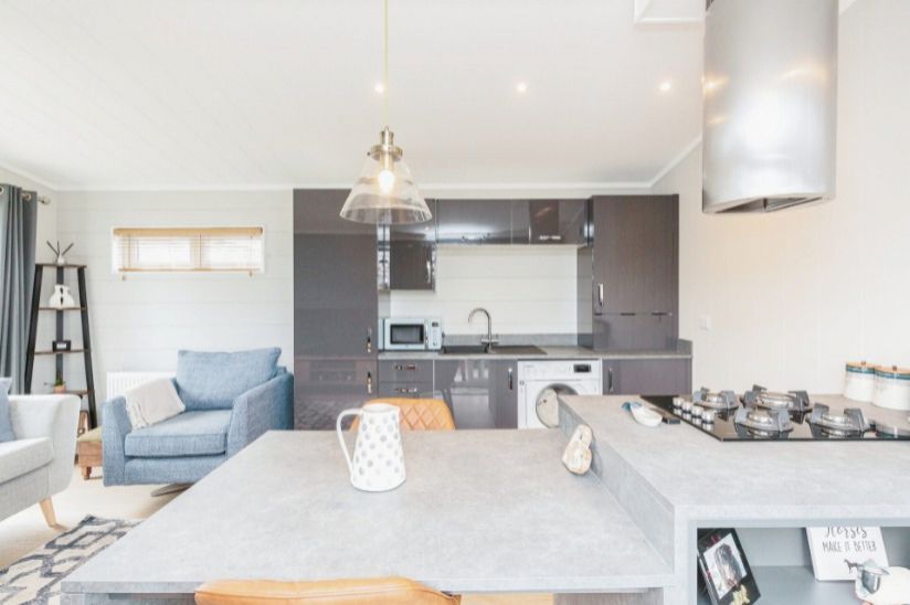 Two Bed Preowned Tingdene Savanah (37x13) Two Bed Preowned Tingdene Savanah (37x13)