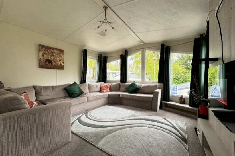 Two Bed Delta Destiny (38x12) 2014 Two Bed Delta Destiny (38x12) 2014