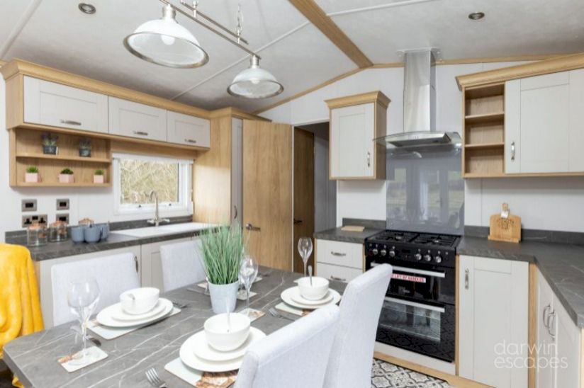 Carnaby Highgrove (2023) Carnaby Highgrove (2023)