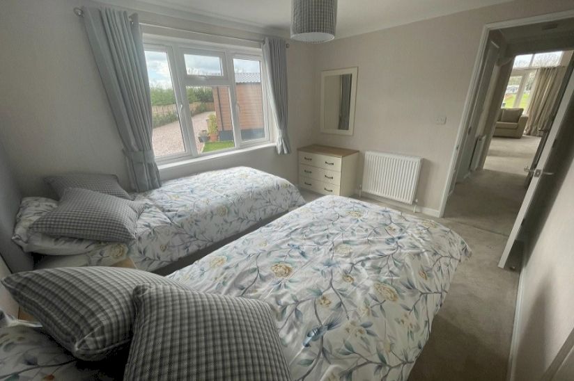 Two Bed Omar Westfield (40x20) Two Bed Omar Westfield (40x20)