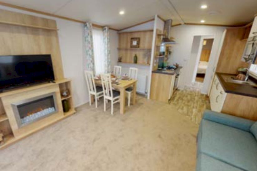 Two Bed Sunseeker Zest Two Bed Sunseeker Zest