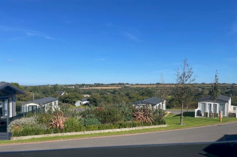 Two Bed Victory Faraday (40x20) 2023 Two Bed Victory Faraday (40x20) 2023