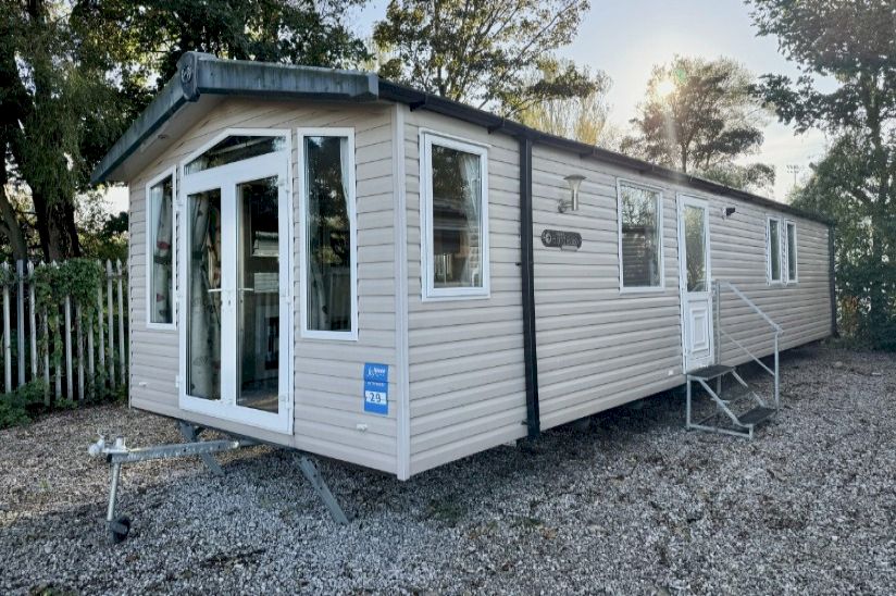 Three Bed Swift Bordeaux (38x12) Three Bed Swift Bordeaux (38x12)
