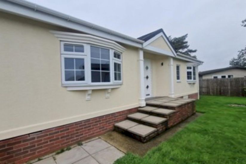 Pre Owned Willerby Hazelwood (40x20) 2019 Pre Owned Willerby Hazelwood (40x20) 2019