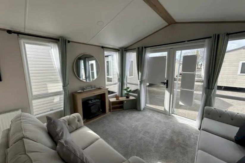 Three Bed Atlas Heritage (40x12) 2023 Three Bed Atlas Heritage (40x12) 2023