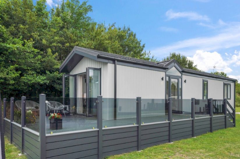 Brand New Two Bed Carlton Lodge Brand New Two Bed Carlton Lodge