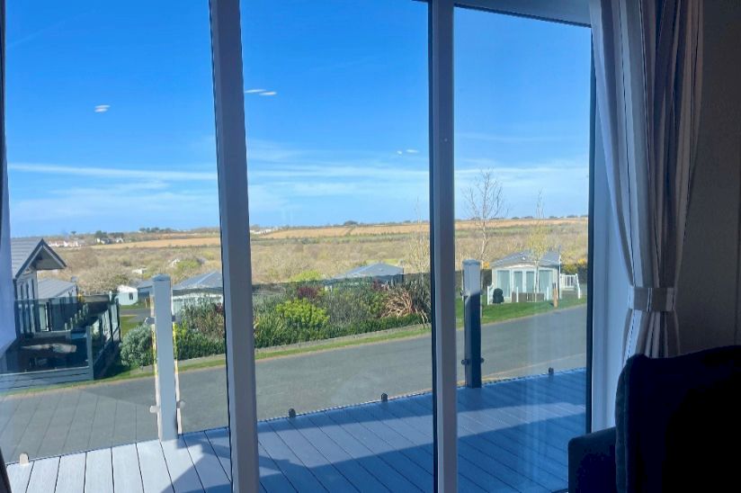 Two Bed Victory Faraday (40x20) 2023 Two Bed Victory Faraday (40x20) 2023