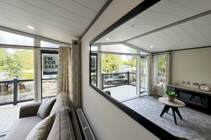 Two Bed Victory Lakewood (42x14) 2023 Two Bed Victory Lakewood (42x14) 2023
