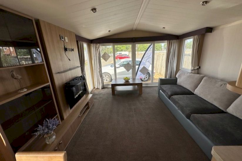 Two Bed Swift Chamonix (39x12) 2014 Two Bed Swift Chamonix (39x12) 2014