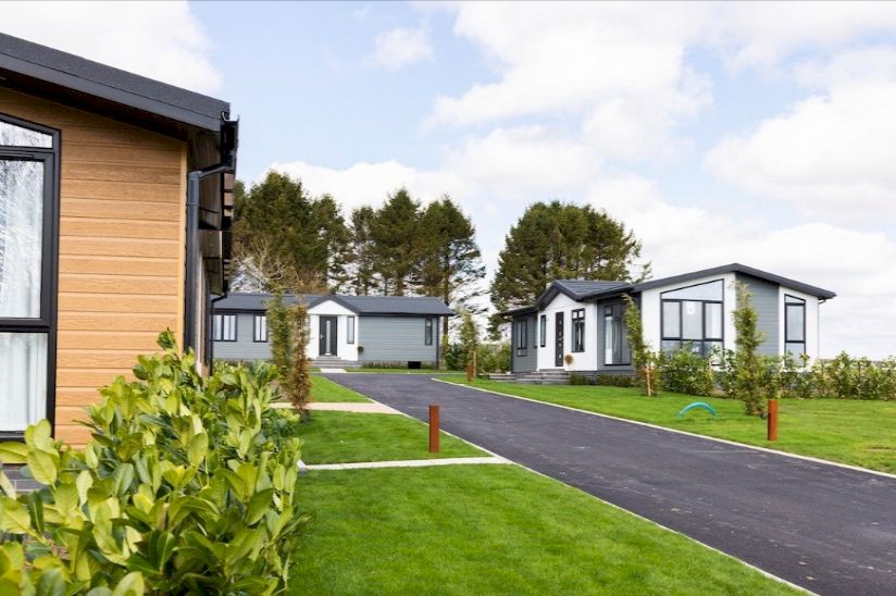 NEW Two Bed Prestige Cassa Di Lusso (42x22) NEW Two Bed Prestige Cassa Di Lusso (42x22)