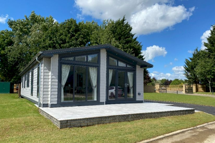 Holiday Lodges Available Holiday Lodges Available