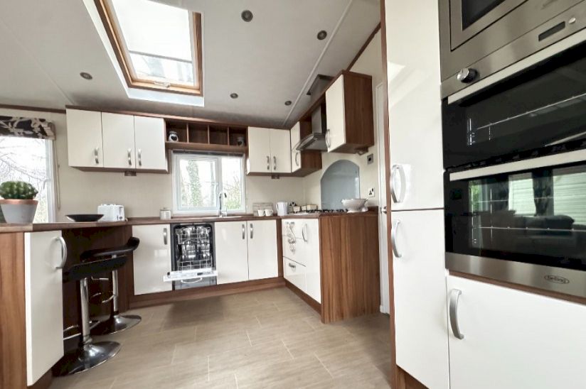 Three Bed Pemberton Park Lane (42x14) 2016 Three Bed Pemberton Park Lane (42x14) 2016