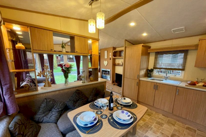 Three Bed ABI Windermere 2010 (38 x 12) Three Bed ABI Windermere 2010 (38 x 12)