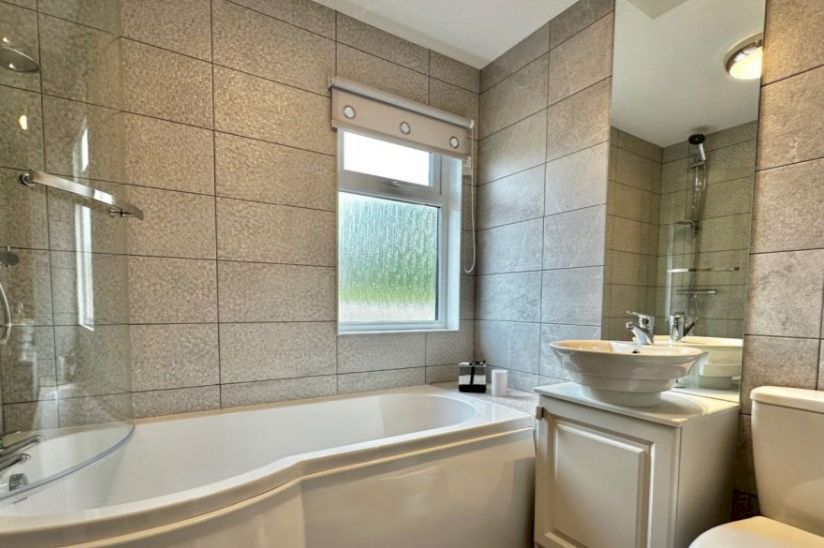 Two Bed Stately Albion Warwick Executive (45x20) Two Bed Stately Albion Warwick Executive (45x20)