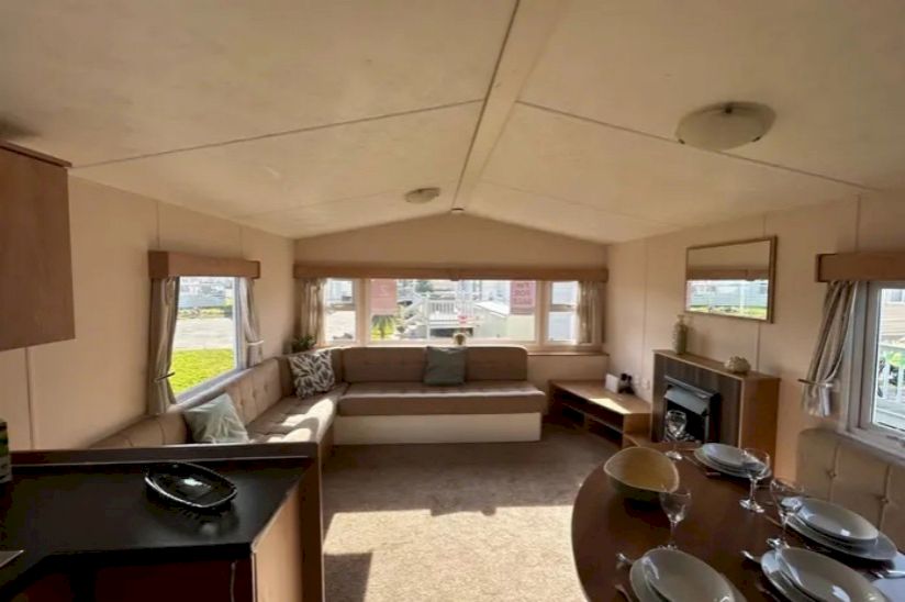 Two bed Delta Resort (28x12) 2014 Two bed Delta Resort (28x12) 2014