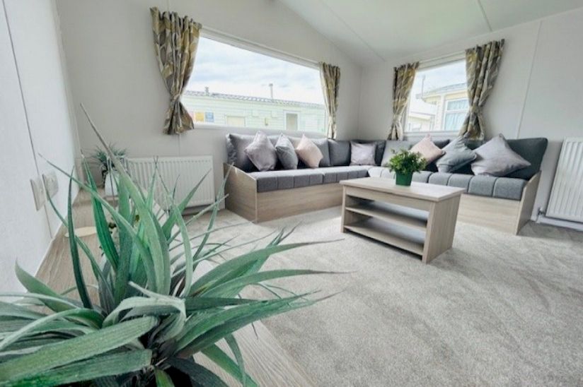 Two Bed Atlas Fanfare (35x12) 2024 Two Bed Atlas Fanfare (35x12) 2024