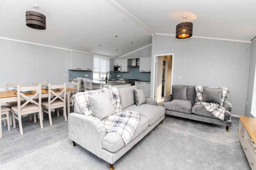 Two Bed Park Realty Radcliffe (40x20) Two Bed Park Realty Radcliffe (40x20)