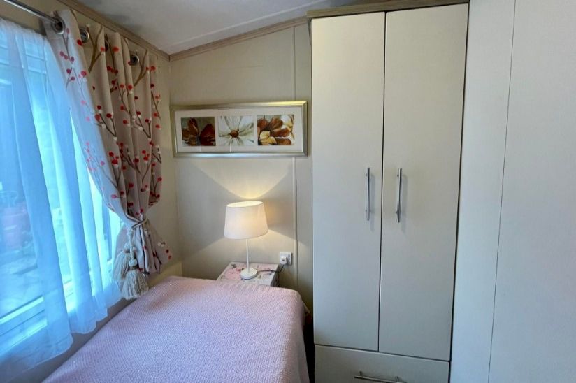 Two Bed Pemberton Marlow (35x12) 2012 Two Bed Pemberton Marlow (35x12) 2012