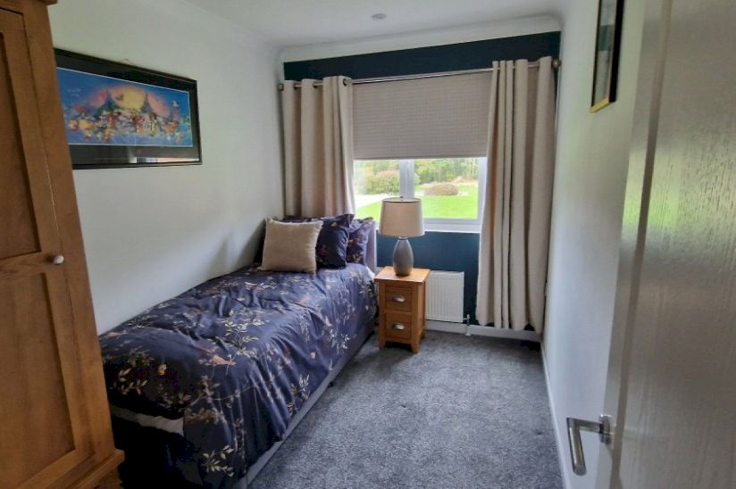 Private Sale Three Bed Stately Albion Chatsworth Crystal (42x22) Private Sale Three Bed Stately Albion Chatsworth Crystal (42x22)
