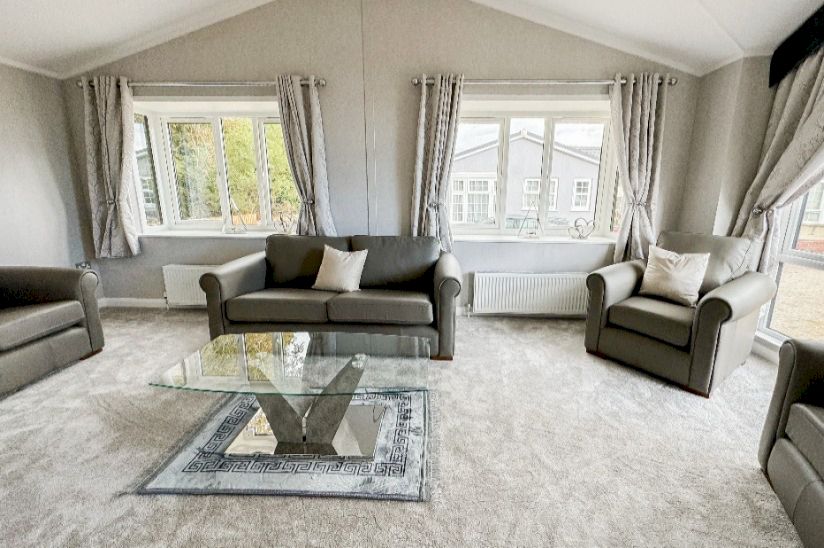 Two Bed Stately Albion Kensington (50x20) Two Bed Stately Albion Kensington (50x20)