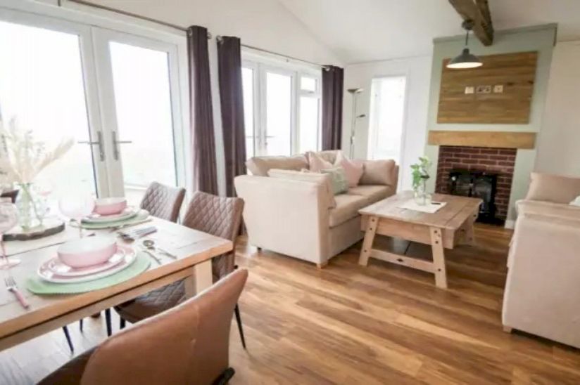 Three Bed Pathfinder Retreat (40x20) Three Bed Pathfinder Retreat (40x20)