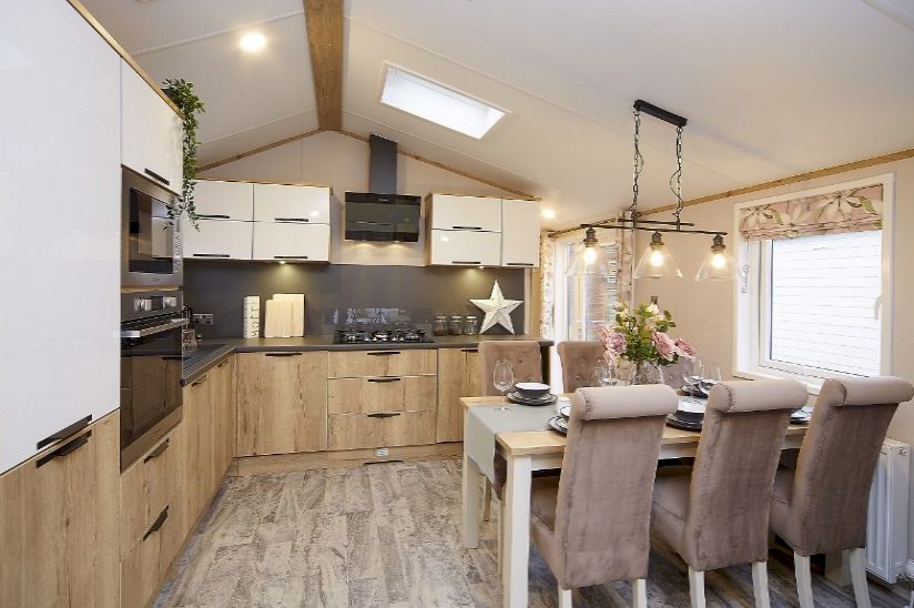 Two Bed Atlas Ovation (43x13) 2023 Two Bed Atlas Ovation (43x13) 2023