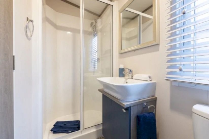 Two Bed Regal Retreat Two Bed Regal Retreat