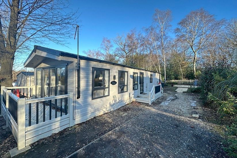 Two Bed Delta Superior Deluxe (40x14) 2019 Two Bed Delta Superior Deluxe (40x14) 2019