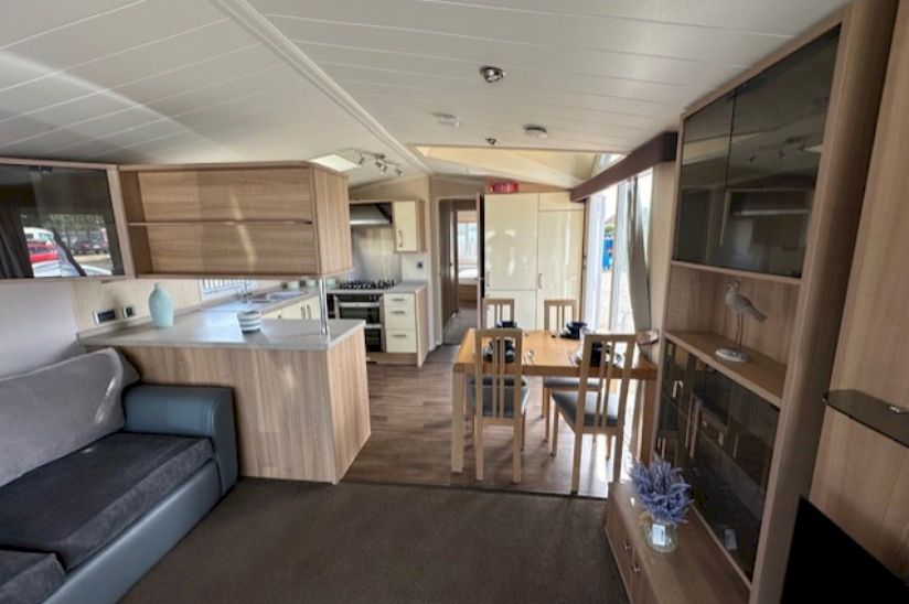Two Bed Swift Chamonix (39x12) 2014 Two Bed Swift Chamonix (39x12) 2014