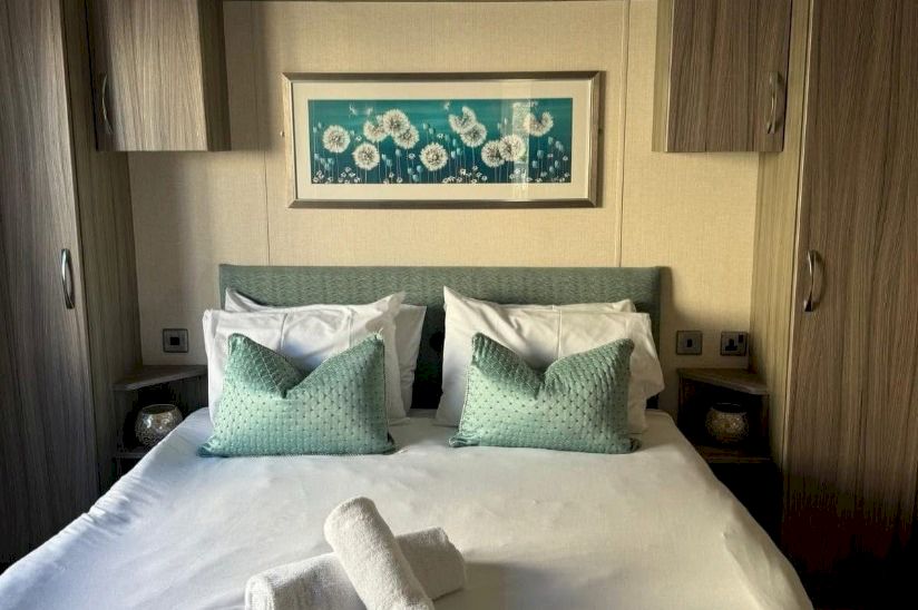Two Bed Victory Victory Vermont Vue 2015 (37x12) Two Bed Victory Victory Vermont Vue 2015 (37x12)