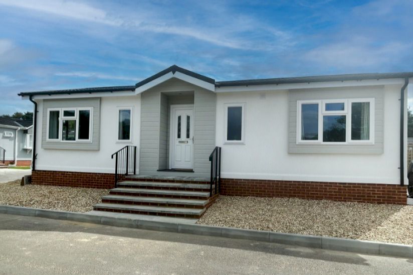 The Warkton (38x20) The Warkton (38x20)