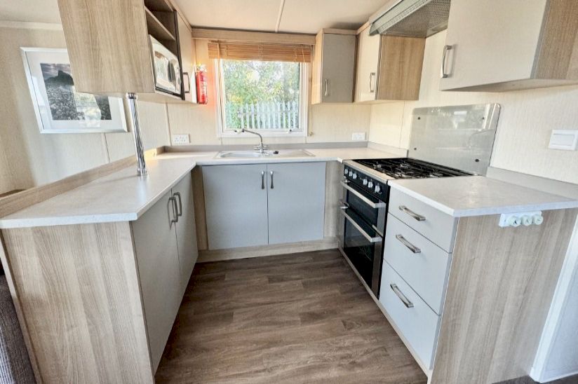 Three Bed Swift Bordeaux (38x12) Three Bed Swift Bordeaux (38x12)