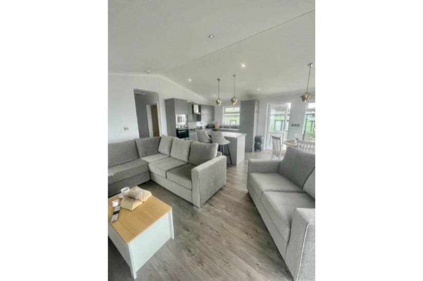 Three Bed Bespoke Forest Lodge (40x20) Three Bed Bespoke Forest Lodge (40x20)