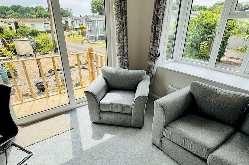 NEW One Bed Stately Tredegar Elite (30x10) NEW One Bed Stately Tredegar Elite (30x10)