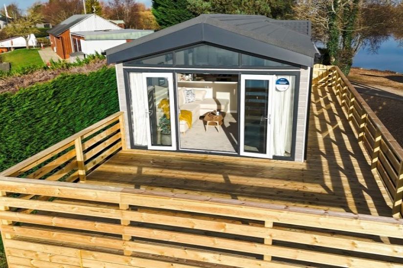 Two Bed Omar Southwold (45x15) Two Bed Omar Southwold (45x15)