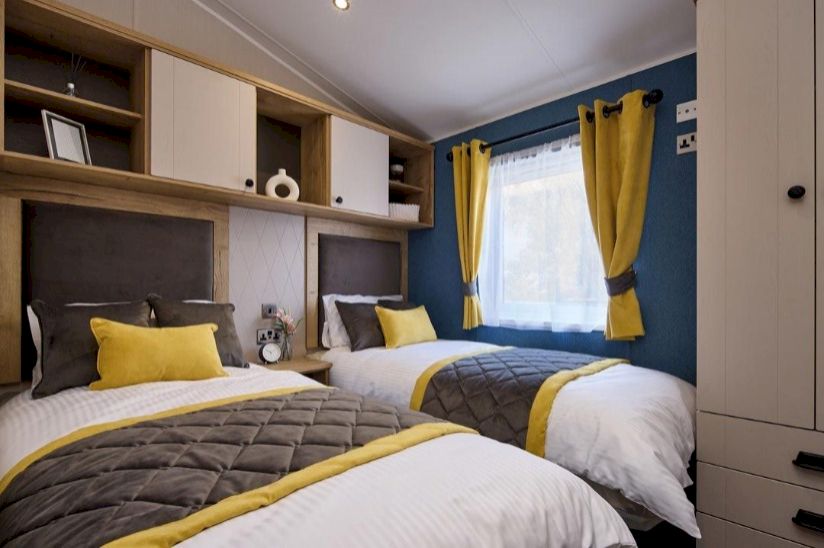 Two/Three Bed Willerby Gainsborough Two/Three Bed Willerby Gainsborough