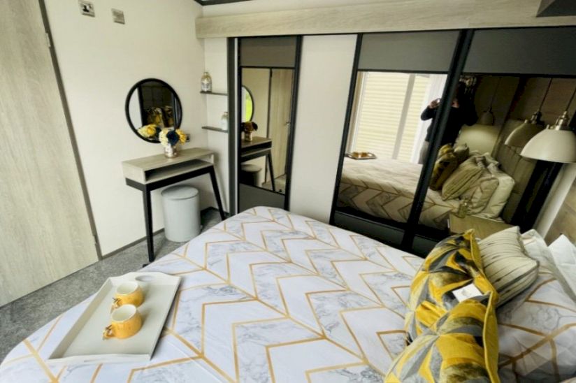 Two Bed Victory Lakewood (42x14) 2022 Two Bed Victory Lakewood (42x14) 2022