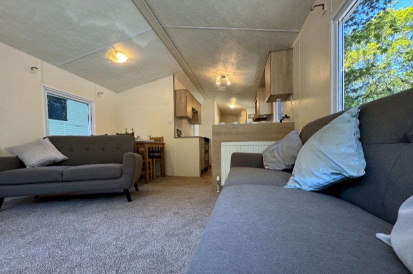 Three Bed Delta Radiant (35x12) 2014 Three Bed Delta Radiant (35x12) 2014