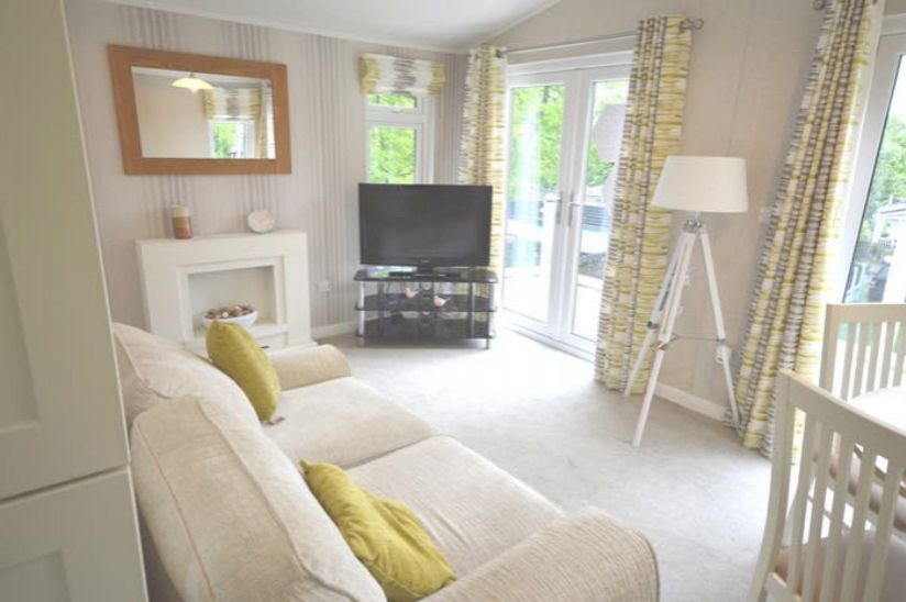 Two Bed Omar Westfield (34x16) 2014 Two Bed Omar Westfield (34x16) 2014