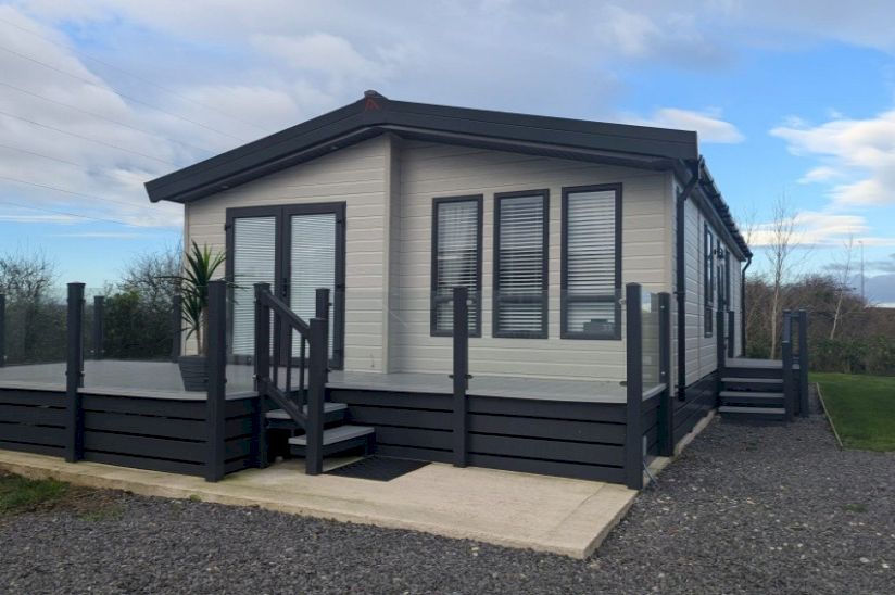 Two Bed Atlas Debonair (40x20) Two Bed Atlas Debonair (40x20)