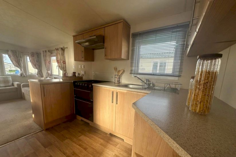 Three Bed Delta Paris Three Bed Delta Paris