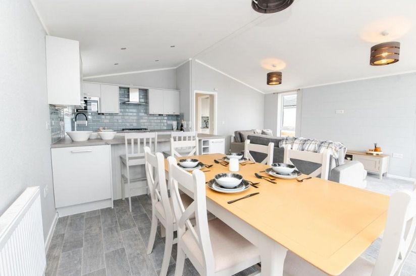 Two Bed Park Realty Radcliffe (40x20) Two Bed Park Realty Radcliffe (40x20)