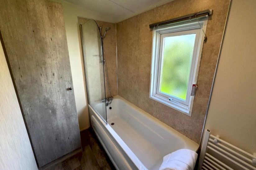 NEW Two Bed Delta Superior Lodge (41x14) 2023 NEW Two Bed Delta Superior Lodge (41x14) 2023