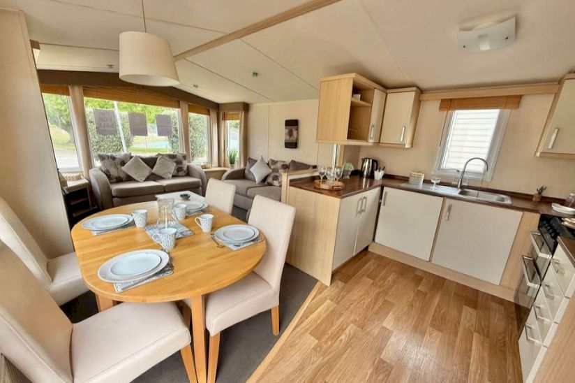 Three Bed Swift Moselle (38x12) 2010 Three Bed Swift Moselle (38x12) 2010