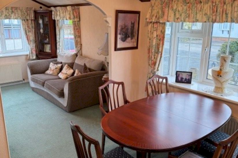 Three Bed Lisset Linden Cottage (46ftx20ft) Three Bed Lisset Linden Cottage (46ftx20ft)