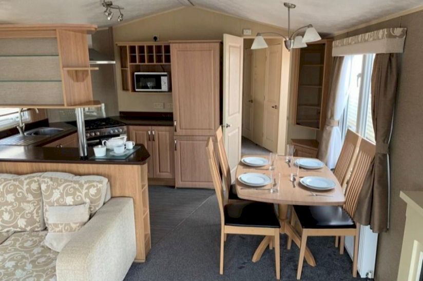 Two Bed BK Bluebird Grosvenor (37x12) 2011 Two Bed BK Bluebird Grosvenor (37x12) 2011